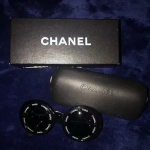 CHANEL | Accessories | Authentic Chanel Vintage Round 